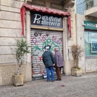 Omicidio in panetteria a Milano, arrestato il figlio 21enne del fornaio