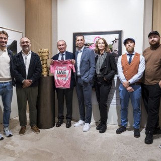 “Il Sabato Rosa del Villaggio”, a Milano una mostra sul Giro d’italia