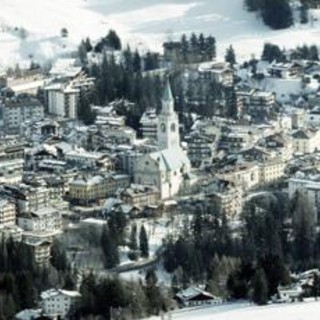 Case di lusso in montagna, Cortina è la meta più richiesta: battute Courmayeur e Badia