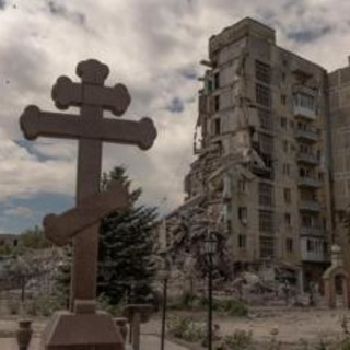 Ucraina, Russia avanza ancora e conquista un altro centro nel Donetsk