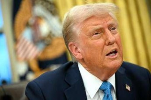 Iran, Trump: &quot;Inviata lettera a Khamenei, voglio negoziare accordo su nucleare&quot;